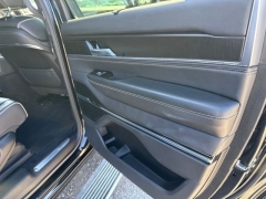 Used 2024  Jeep Grand Wagoneer Series II Obsidian 4x4 at Drive Now Westlake near Westlake&comma; OH