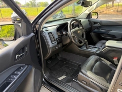 Used 2023  Lincoln Aviator Standard AWD at DriveNow Mayfield near Mayfield Heights&comma; OH