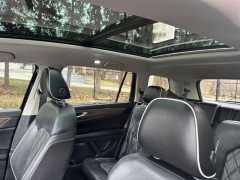 Used 2024  Volkswagen Atlas 2&period;0T SEL Premium R-Line 4MOTION at Drive Now Westlake near Westlake&comma; OH