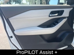 Used 2021  Nissan Rogue AWD SL at Drive Now Westlake near Westlake&comma; OH