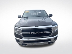 Used 2019  Ram 1500 Big Horn&sol;Lone Star 4x4 Crew Cab 5'7" Box at Drive Now Westlake near Westlake&comma; OH