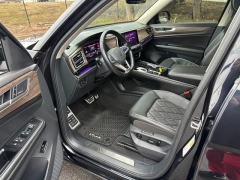 Used 2024  Volkswagen Atlas 2&period;0T SEL Premium R-Line 4MOTION at Drive Now Westlake near Westlake&comma; OH