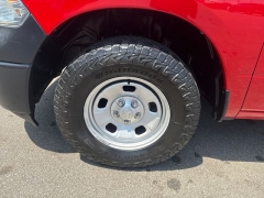 Used 2022  Ram 1500 Classic Tradesman 4x4 Crew Cab 5'7" Box at Drive Now Westlake near Westlake&comma; OH