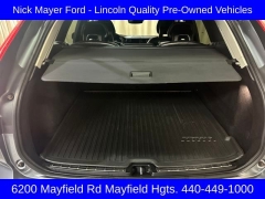 Used 2018 Volvo XC60 4d SUV AWD T5 Momentum at Drive Now Westlake near Westlake, OH