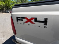 Used 2011  Ford Super Duty F-250 4WD Crew Cab at Drive Now Westlake near Westlake&comma; OH