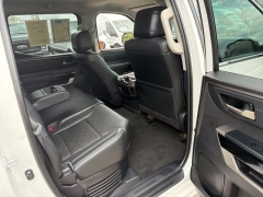 Used 2023  Toyota Tundra Hybrid 4WD Limited CrewMax 5&period;5ft Bed at DriveNow Mayfield near Mayfield Heights&comma; OH