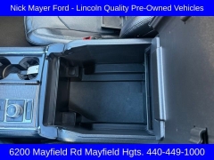 Used 2021  Ford Expedition Limited 4x4 at Drive Now Westlake near Westlake&comma; OH