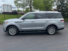 Used 2023 Lincoln Navigator Standard 4x4 at Drive Now Westlake near Westlake, OH