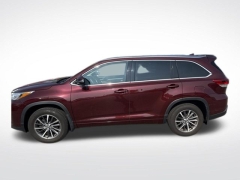 Used 2017  Toyota Highlander V6 AWD &lpar;Natl&rpar; at DriveNow Mayfield near Mayfield Heights&comma; OH