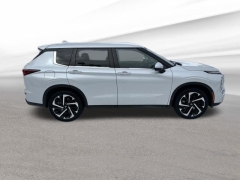 Used 2022  Mitsubishi Outlander ES S-AWC at DriveNow Mayfield near Mayfield Heights&comma; OH