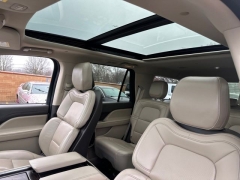 Used 2024  Lincoln Navigator Premiere 4x4 at DriveNow Mayfield near Mayfield Heights&comma; OH