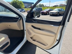 Used 2025  Jeep Grand Cherokee L Limited 4x4 at Drive Now Westlake near Westlake&comma; OH