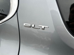 Used 2023  GMC Acadia AWD 4dr SLT at DriveNow Mayfield near Mayfield Heights&comma; OH