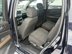 Used 2022  GMC Acadia AWD 4dr SLE at Drive Now Westlake near Westlake&comma; OH