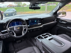 Used 2025  Chevrolet Silverado 1500 4WD Crew Cab 147" LT w&sol;1LT at Drive Now Westlake near Westlake&comma; OH