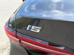 Used 2025  BMW i5 xDrive40 Sedan at DriveNow Mayfield near Mayfield Heights&comma; OH
