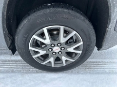 Used 2022  GMC Acadia AWD 4dr SLE at Drive Now Westlake near Westlake&comma; OH