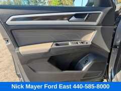 Used 2021  Volkswagen Atlas 3&period;6L V6 SE w&sol;Technology 4MOTION at Drive Now Westlake near Westlake&comma; OH