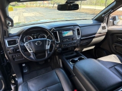 Used 2018  Nissan Titan 4x4 Crew Cab SV at Drive Now Westlake near Westlake&comma; OH
