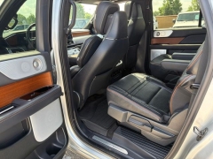 Used 2024  Lincoln Navigator L Black Label 4x4 at Drive Now Westlake near Westlake&comma; OH