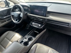 Used 2024  Lincoln Corsair Premiere AWD at Drive Now Westlake near Westlake&comma; OH