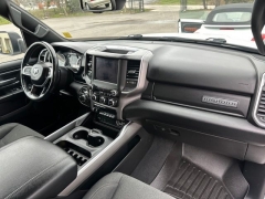Used 2019  Ram 1500 Big Horn&sol;Lone Star 4x4 Crew Cab 5'7" Box at DriveNow Mayfield near Mayfield Heights&comma; OH