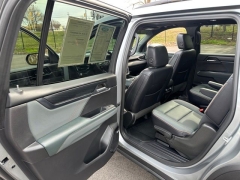 Used 2024  GMC Acadia AWD 4dr AT4 at DriveNow Mayfield near Mayfield Heights&comma; OH