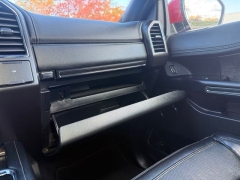 Used 2021  Ford Expedition Limited 4x4 at Drive Now Westlake near Westlake&comma; OH