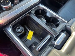 Used 2025  Ford Expedition Platinum 4x4 at Drive Now Westlake near Westlake&comma; OH