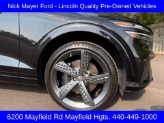 Used 2022 Genesis GV70 at Drive Now Westlake near Westlake, OH