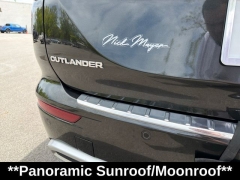 Used 2023  Mitsubishi Outlander SEL S-AWC at Drive Now Westlake near Westlake&comma; OH