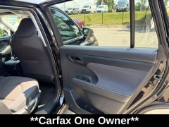 Used 2023  Toyota Highlander LE AWD &lpar;Natl&rpar; at Drive Now Westlake near Westlake&comma; OH