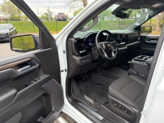 Used 2025  Chevrolet Silverado 1500 4WD Crew Cab 147" LT w&sol;1LT at Drive Now Westlake near Westlake&comma; OH