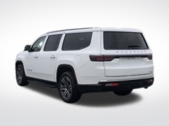 Used 2024  Jeep Wagoneer L Series II 4x2 &ast;Ltd Avail&ast; at Drive Now Westlake near Westlake&comma; OH