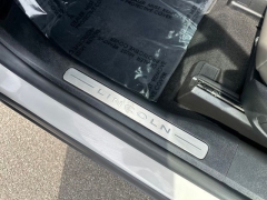 Used 2024  Lincoln Corsair Premiere AWD at Drive Now Westlake near Westlake&comma; OH