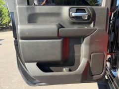 Used 2022  Chevrolet Silverado 2500HD 4WD Crew Cab 159" Custom at Drive Now Westlake near Westlake&comma; OH