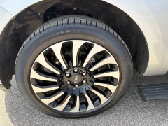 Used 2024  Lincoln Navigator L Black Label 4x4 at Drive Now Westlake near Westlake&comma; OH