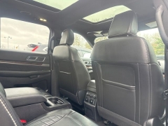 Used 2018  Ford Explorer 4d SUV 4WD Platinum at Drive Now Westlake near Westlake&comma; OH