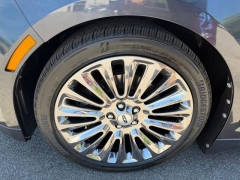 Used 2013  Lincoln MKZ 4dr Sdn FWD at Drive Now Westlake near Westlake&comma; OH