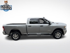 Used 2024  Ram 2500 Big Horn 4x4 Crew Cab 6'4" Box at Drive Now Westlake near Westlake&comma; OH