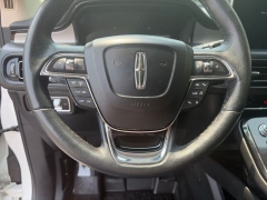 Used 2023  Lincoln Nautilus Standard AWD at DriveNow Mayfield near Mayfield Heights&comma; OH