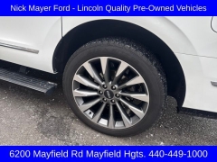 Used 2020  Lincoln Navigator L 4d SUV 4WD Reserve at Drive Now Westlake near Westlake&comma; OH