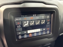 Used 2020  Jeep Renegade Latitude FWD at Drive Now Westlake near Westlake&comma; OH