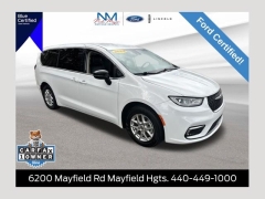  2024 Chrysler Pacifica Touring L FWD at Drive Now Westlake near Westlake&comma; OH