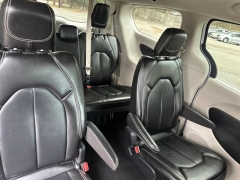 Used 2024  Chrysler Pacifica Touring L FWD at Drive Now Westlake near Westlake&comma; OH