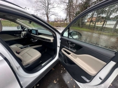 Used 2025  Lincoln Corsair Premiere AWD at DriveNow Mayfield near Mayfield Heights&comma; OH