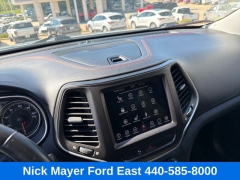 Used 2020  Jeep Cherokee Trailhawk 4x4 at Drive Now Westlake near Westlake&comma; OH