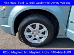 Used 2010 Chrysler Town & Country 4d Wagon Touring at Drive Now Westlake near Westlake, OH
