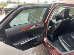 Used 2016  Lincoln MKZ 4d Sedan FWD Ecoboost at Drive Now Westlake near Westlake&comma; OH