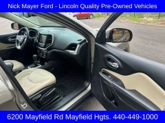 Used 2017 Jeep Cherokee Limited 4x4 at Drive Now Westlake near Westlake, OH